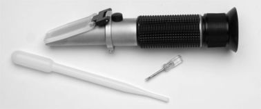 Refractómetro clínico de proteínas para la proteína sérica de gravedad específica de la orina proveedor