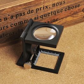 8X de la lente de aumento plegable con luces LED proveedor