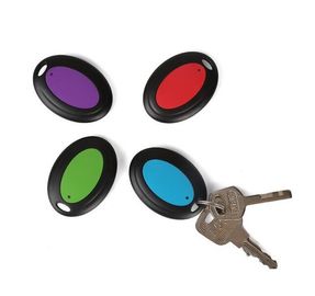 Buscador de llaves inalámbrico Localizador de llaves remoto 4 receptores 1 Estación de embarque Sistemas de alarma Seguridad para el hogar con linterna LED proveedor